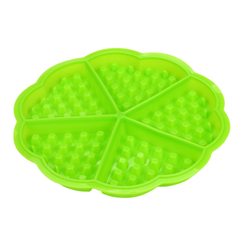 Clean Kitchen Food Grade Silicone Mini Round Waffles Pan Cake Baking Mould Mold Waffle Tray Red H5: green