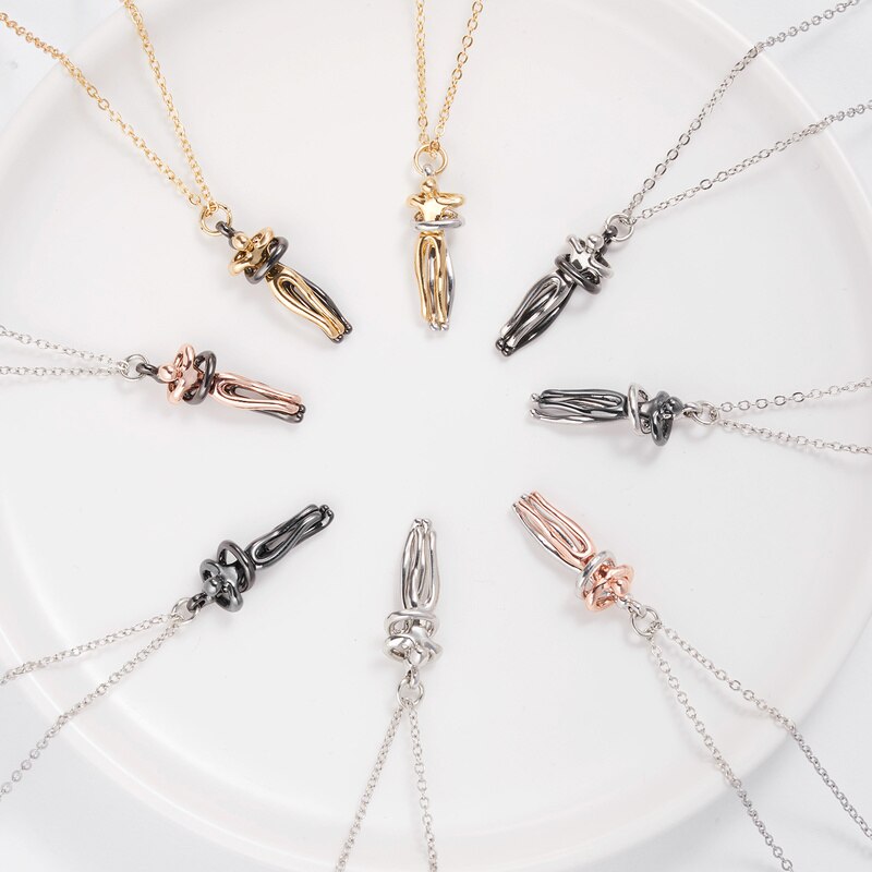 2022 Affectionate Hug Necklace Valentine's Day Couples Anniversary Punk Street Style Pendant Necklace