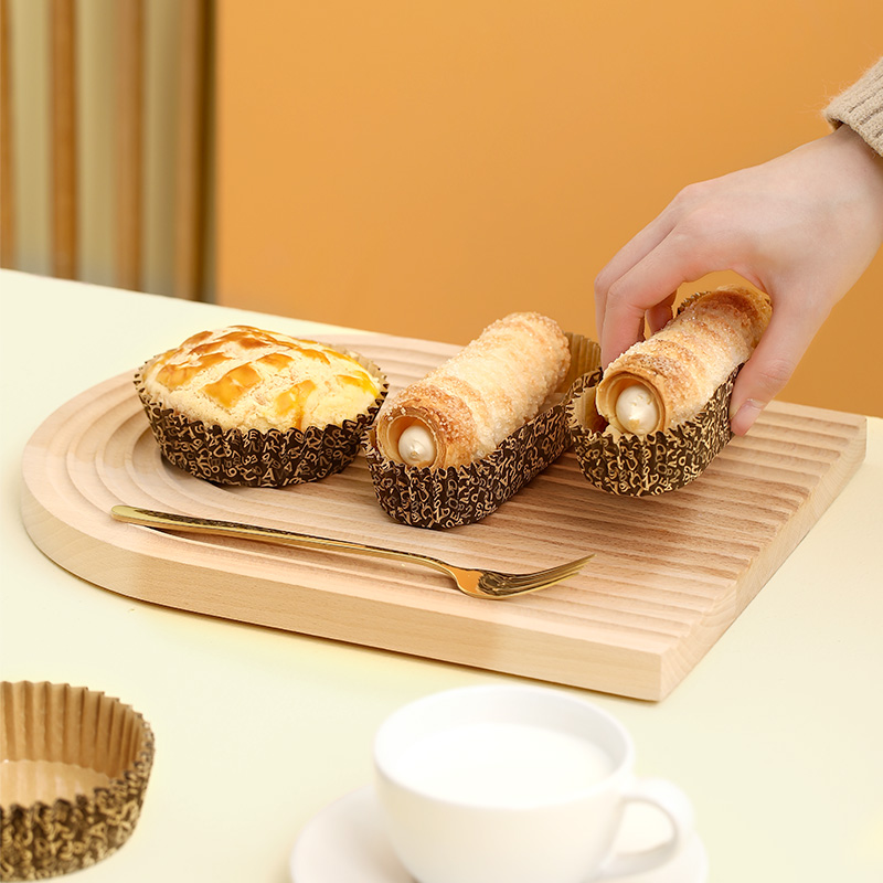 50 Stuks Ronde Broodpapierbakken, Bestand Tegen Hoge Temperaturen Baking-Antiaanbakcakevormen, Oliebestendige Papieren Bekers Voor Cupcakes