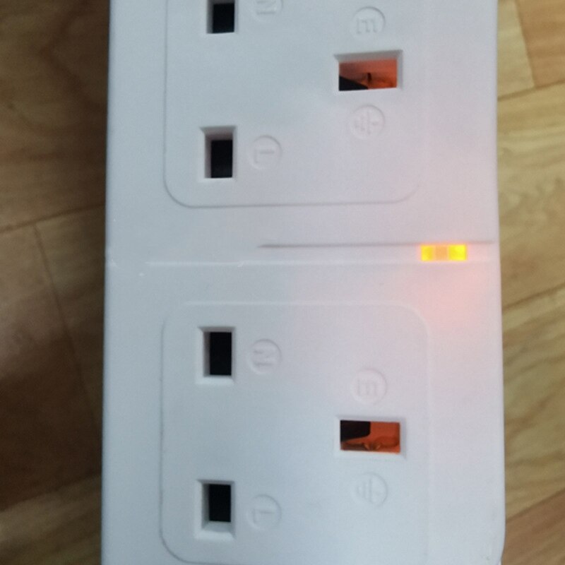 Power Board With 4 Sockets 4 USB Ports With 2M Cable Length Overload Protection Device For Home Office(UK Plug)