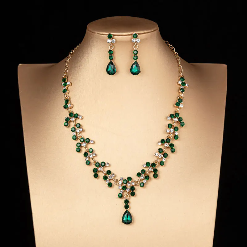 Baroque Vintage Green Crystal Heart Bridal Jewelry Sets Rhinestone Tiaras Crown Stud Earrings Necklace Wedding Dubai Jewelry Set: Pure Gold Color