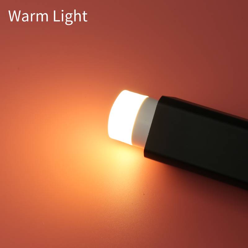 Usb-pistoke lamppu kannettava led-lamppu mini yövalo pieni pyöreä lamppu tietokoneen mobiilivirtavalo pieni pyöreä kirjalamput kotiin: Lämmin valo