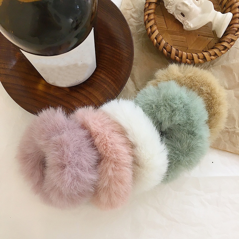 fluffy fuskepels lodne scrunchie elastisk fast hår ringe tau bånd glipper rundt jenter gul rød grønn hestehale plysj hår