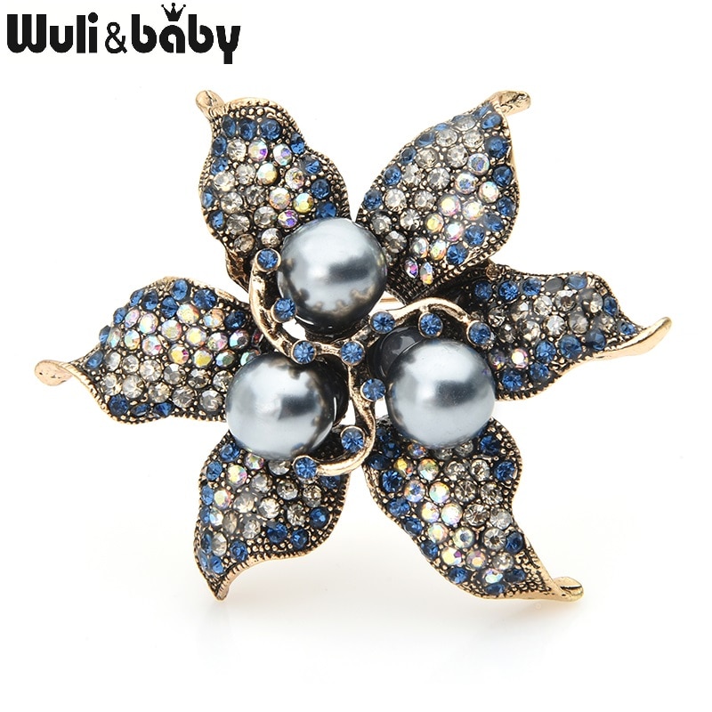 Wuli&baby Grey Pearl Flower Brooches Women Alloy Blue Rhinestone Flower Weddings Banquet Brooch Pins Year