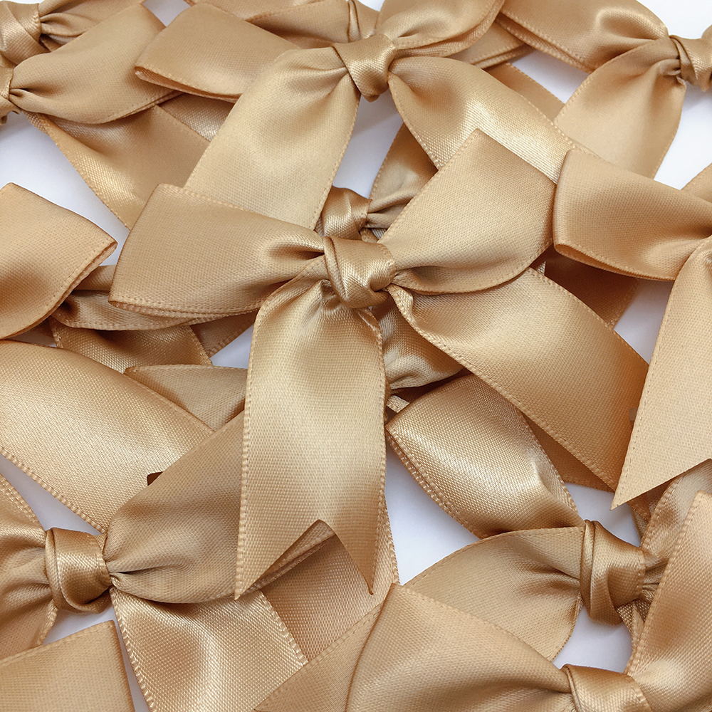 50 Uds. De lazos de cinta satinada de 85x85mm, decoración para manualidades, , sombreros de flores, ropa DIY, bolsas para tarjetas de invicación de boda, decoración de: Láser brillante
