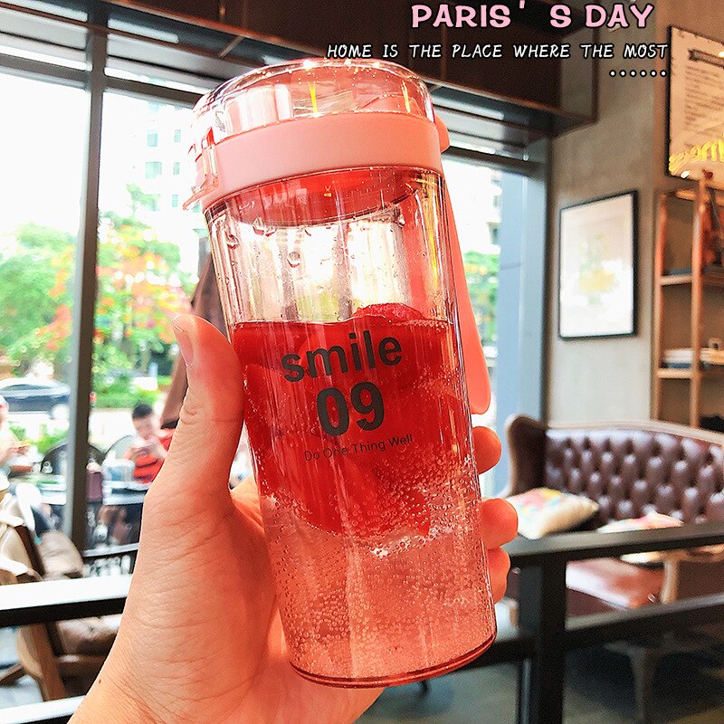 Sport shaker flaska snäpplock skaka plastmugg sport fitness gym shaker utomhus bärbar dryckesflaska i plast: Rosa