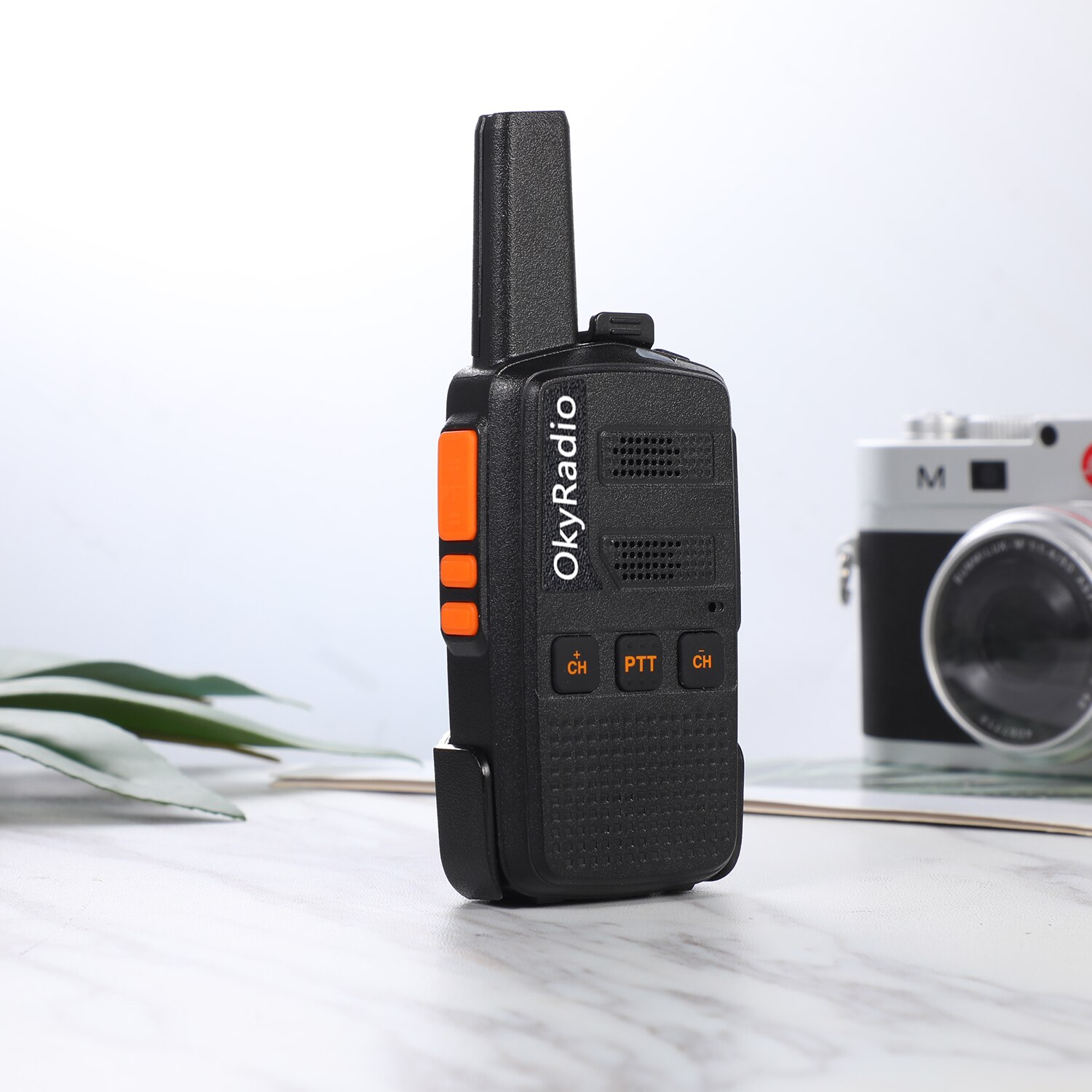 OkyRadio-walkie-talkie portátil, dispositivo resistente al agua, con llamadas de 6km, batería de 4800mAh, 5w,: Black-1PCS