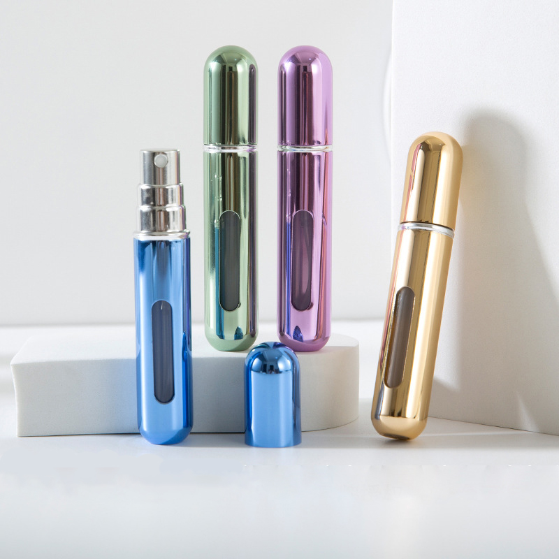 Zestaw mini przenośnych butelek na perfumy z pompką dolnego napełniania 5 ml / 8 ml, próbek perfum, butelek z rozpylaczem wielokrotnego użytku, puste pojemniki kosmetyczne.