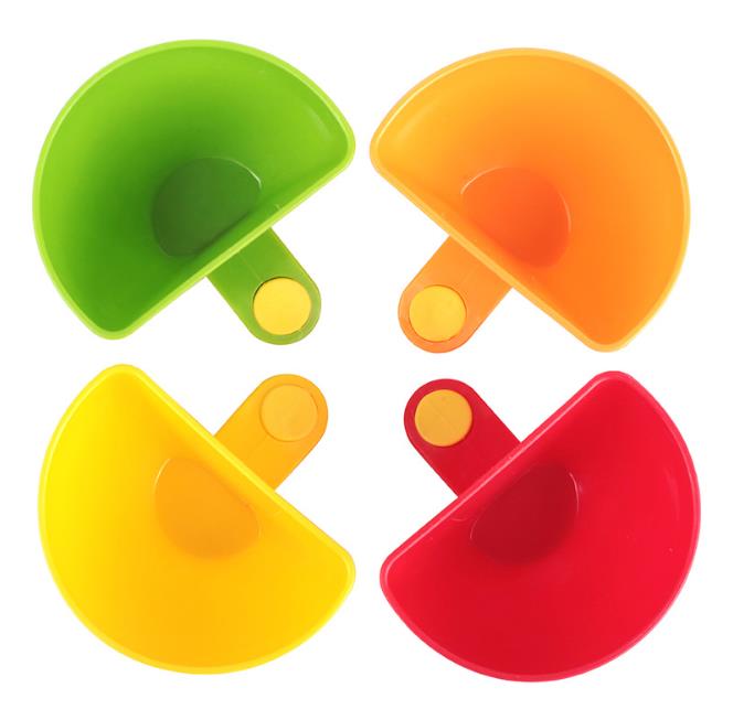 Taza de plástico para patatas fritas, platos para guardar salsa, vajilla, aperitivo perezoso, recipiente de plástico con dos rejillas, copa para ensalada de verduras de patatas fritas: 1 pc random