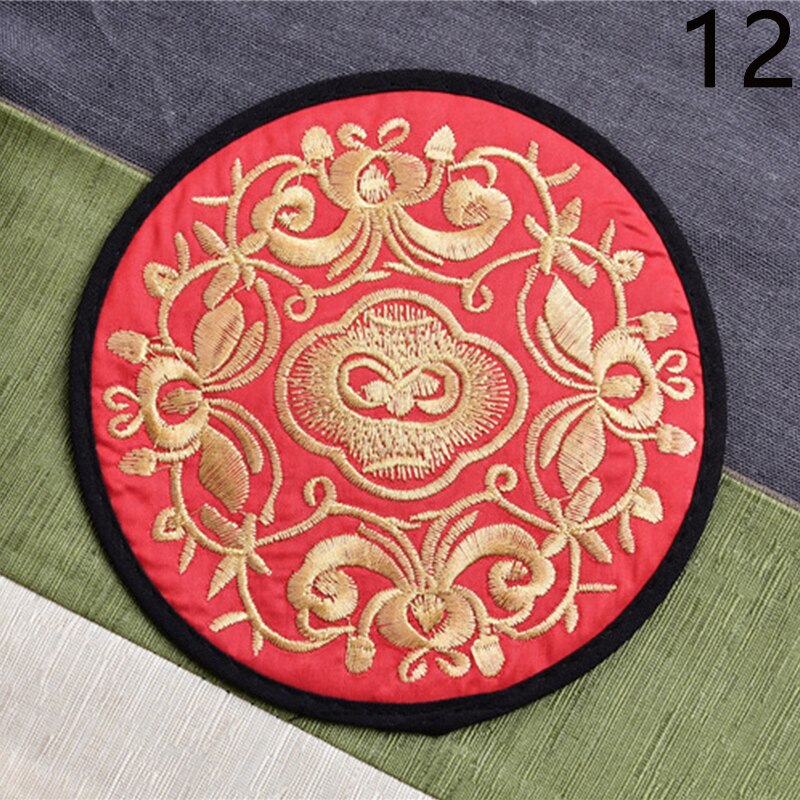 Vintage Etnische Bloemen Theekopje Mat Ronde Moderne Chinese Stof Geborduurde Onderzetters Thuis Duurzaam Isolatie Pads Cup Mat: 12