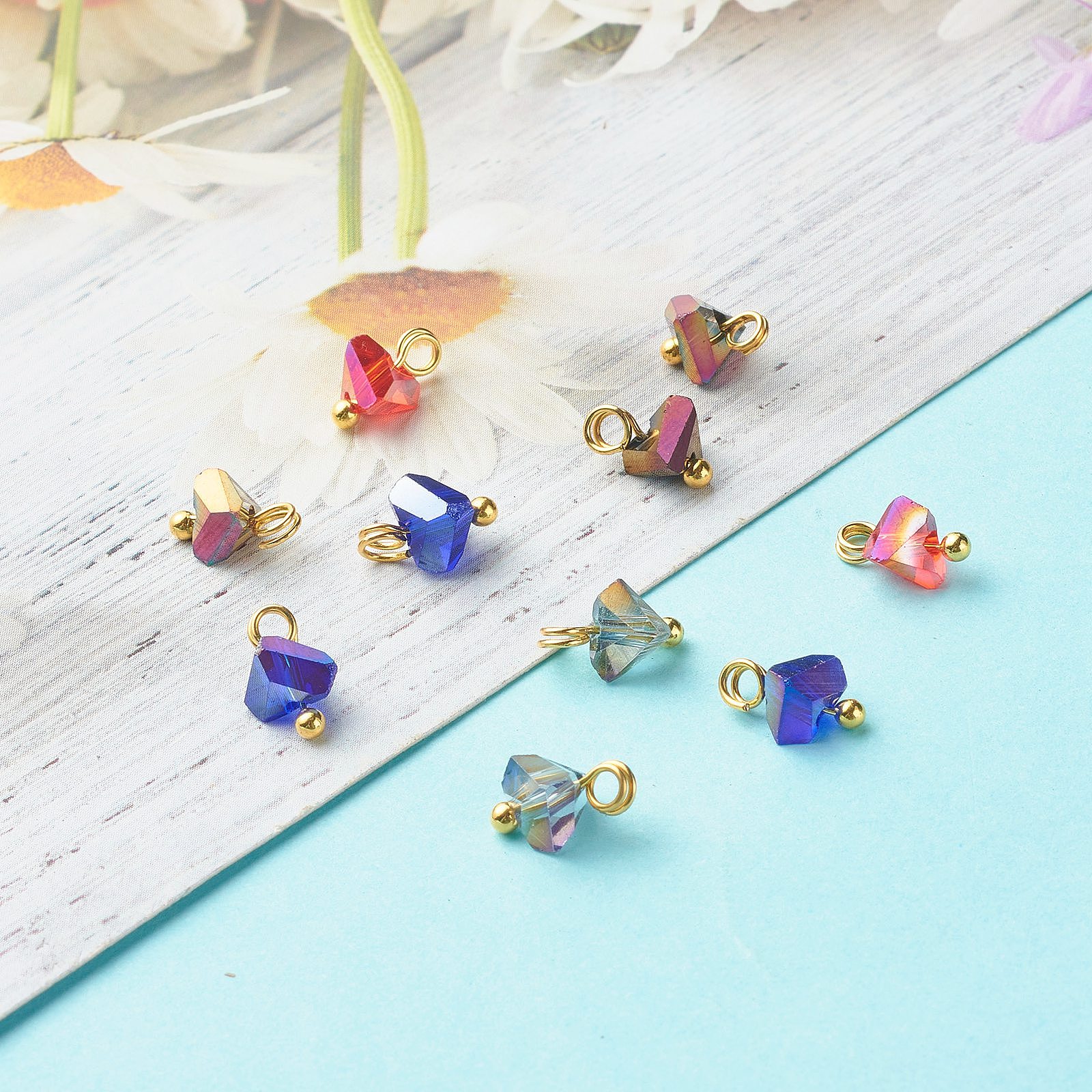 100 Uds. Amuletos de cristal triangulares electrochapados con alfileres de cabeza de bola de latón para fabricación de joyas, accesorios para collar y pulsera, 8x6x4,5mm