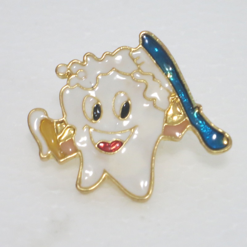Insignia Dental simle, de clínica Dental, forma de diente de Metal, broche con de Molar, insignia de dentista, higiénico, accesorios de Adorno