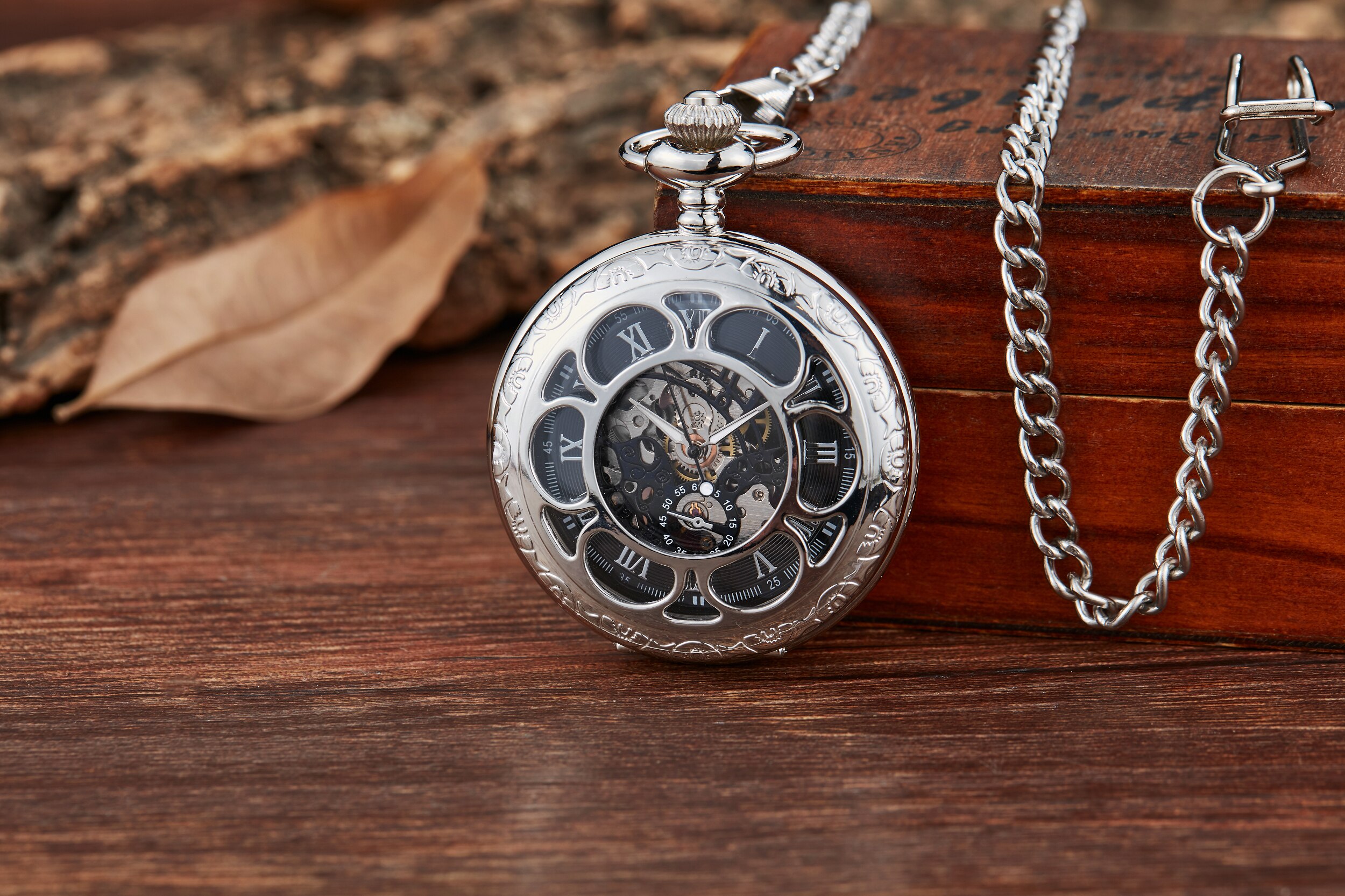 Lichtgevende Mechanische Zakhorloge Steampunk Vintage Hollow Cover Analoge Skeleton Hand Winding Mechanische Zakhorloge voor Mannen: PM238
