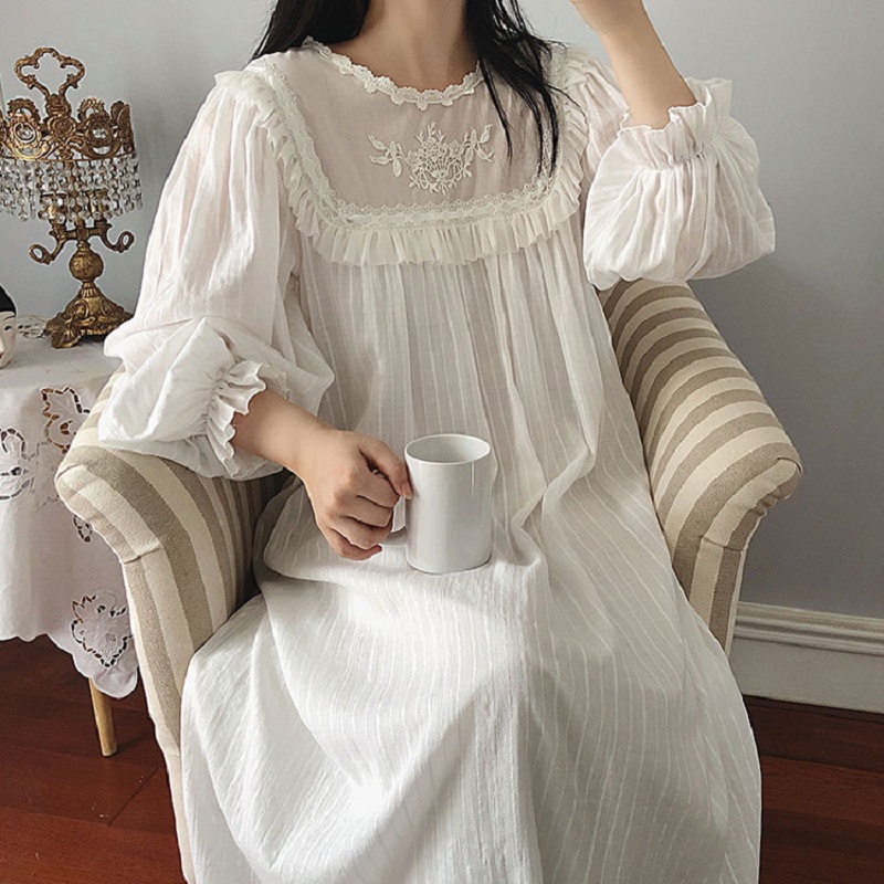 White Lace Cotton Women's Vintage Long Nightgowns Autumn Sleepwear Female Night Dress Home Wear 2219