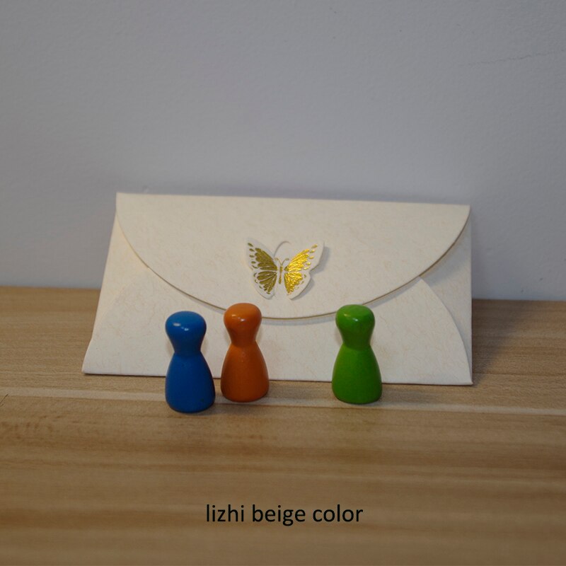 100 pçs/lote 10x6 cm 250gsm embrassed Bonito de ouro Borboleta Clasp Envelopes/Convite da Festa de casamento, coisas Vip cartões, Namecards: lizhi beige color