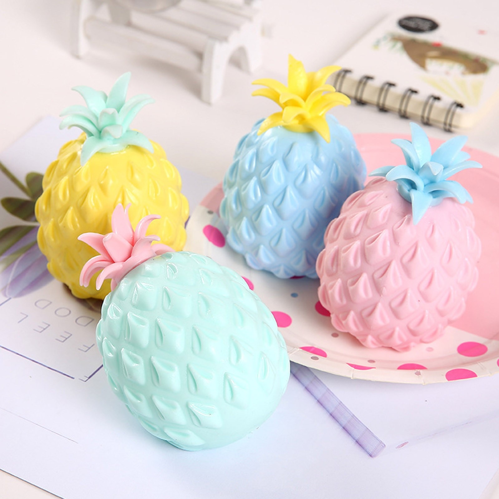 1Pc Ananas Stress Druif Bal Grappige Gadget Decompressie Speelgoed Voor Kinderen Stress Autisme Hand Pols Squeeze Speelgoed 1.97x3.15inch