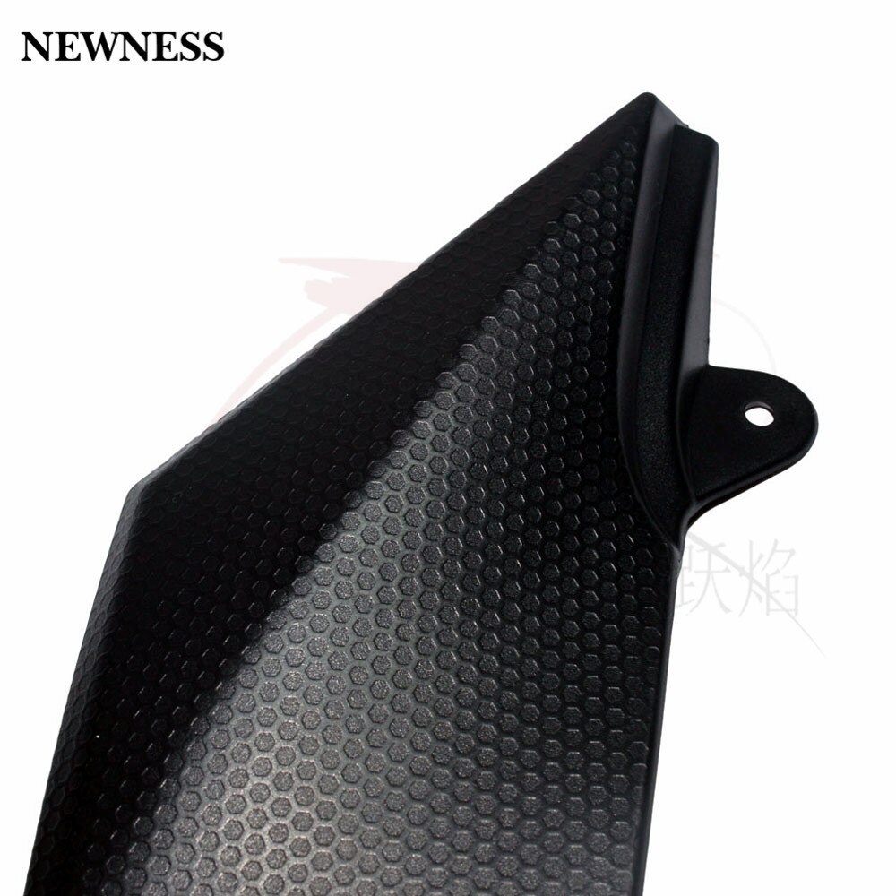 1Pair Motrcycle Black Tank Side Fairing Panel Gas Tank Cover For YAMAHA 2004 2005 2006 YZF R1 YZFR1 2004-2006 2005