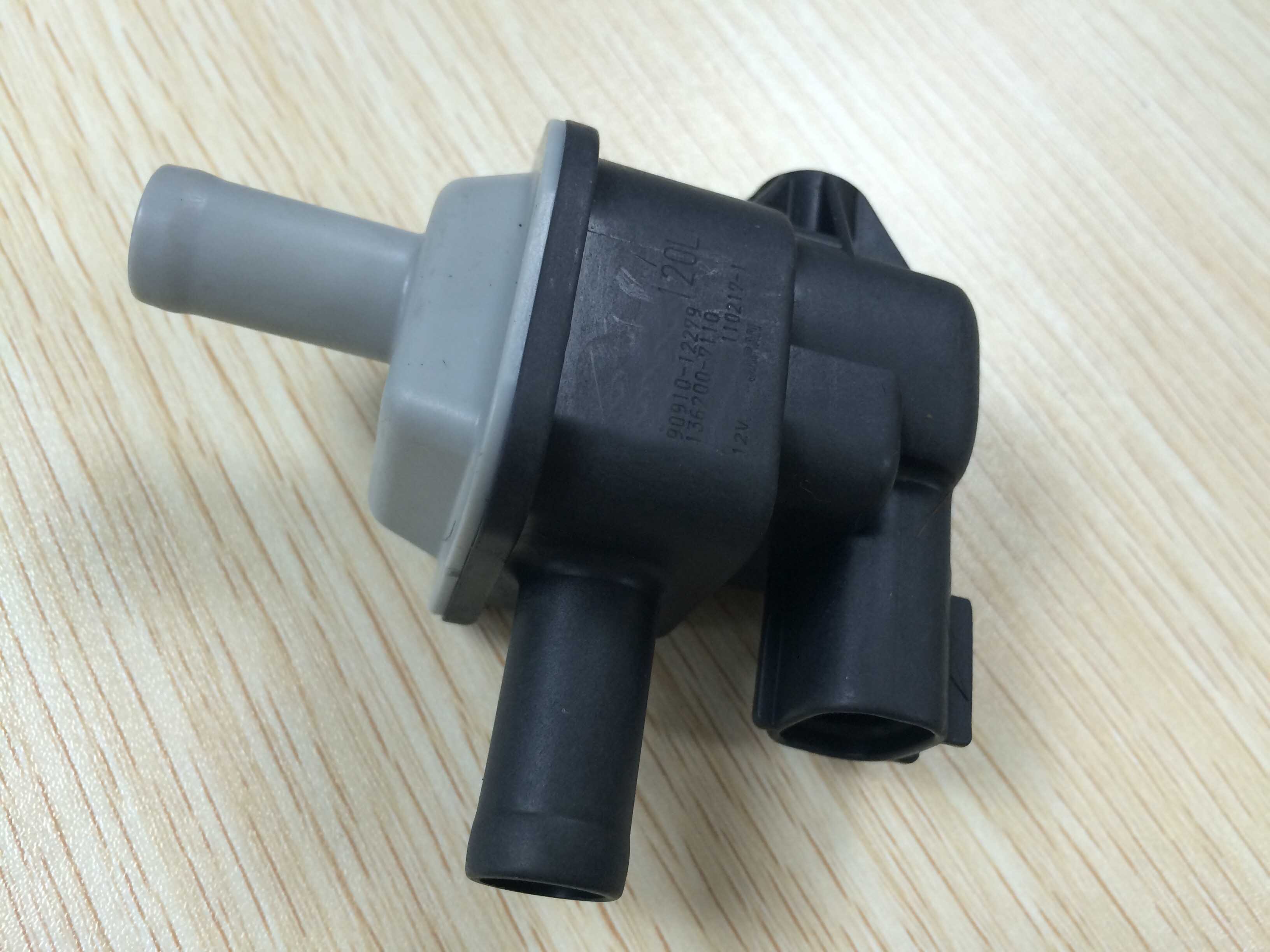 136200-7020 Purge Control Solenoid Valve Assembly Fits for 2006-2015 Honda Civic 615064972431
