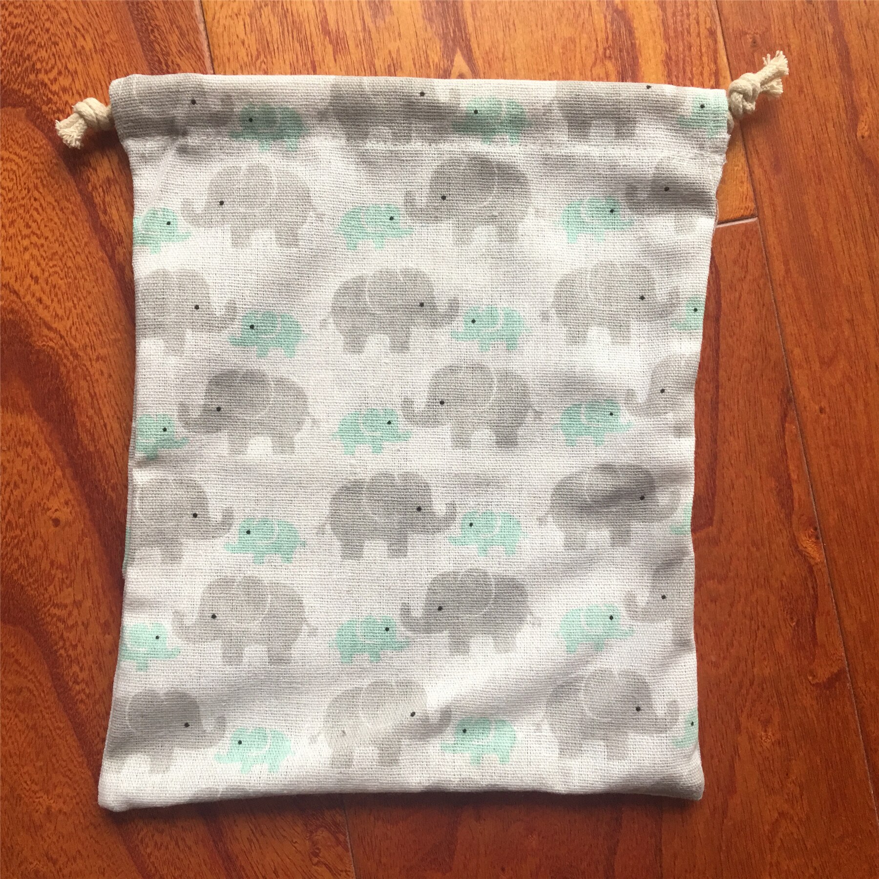 Cotton Linen Drawstring Sorted Pouch Party Bag Print Elephant Mum & Baby YILE