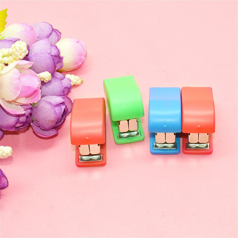 Mini simplicidade pequeno grampeador conjunto bonito material escolar de escritório papelaria clipe de papel encadernação livro