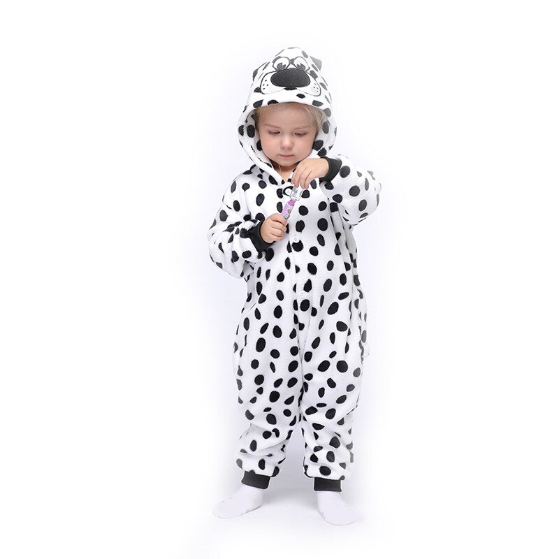 Pijamas de animales de franela, nueva versión coreana de los perros dálmatas de fondo blanco, bata de noche de una pieza para el hogar,: 4