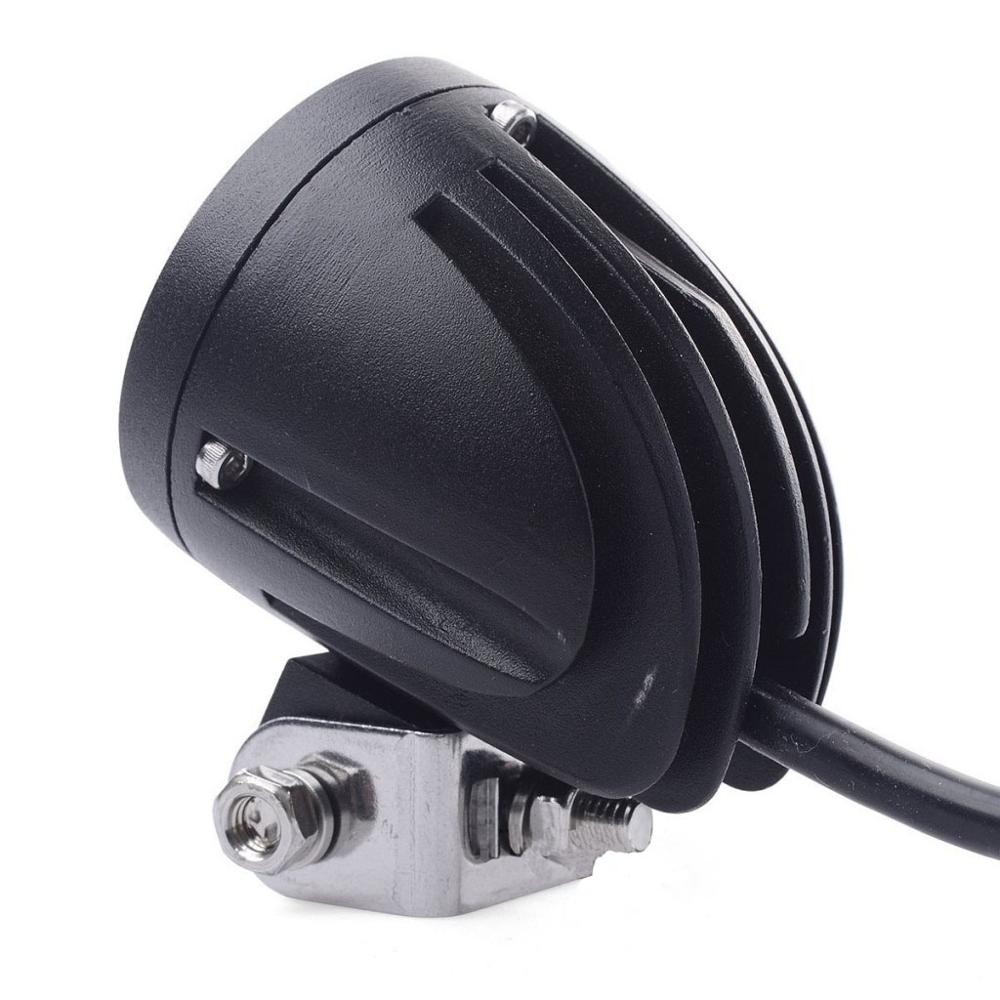 Qipo 1 pari 10w moottoripyörän led-ajovalo työvalo offroad suv valot spot/flod 12v 4 x 4 atv apumoottori sumuajovalo