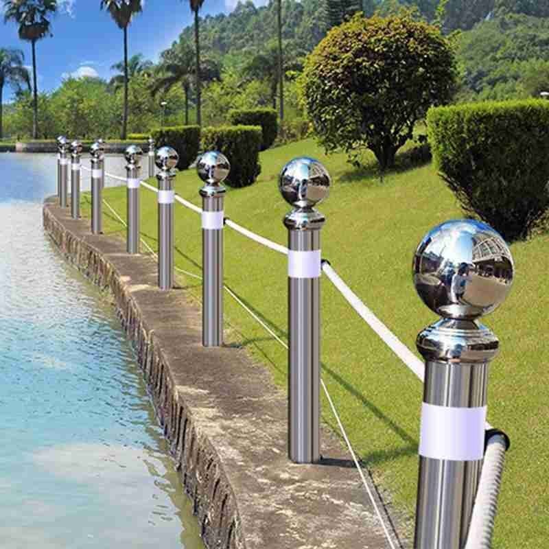 Bola redonda de acero inoxidable bola hueca decoración de bolas de Navidad espejo pulido brillante oro esfera para jardín proveedor