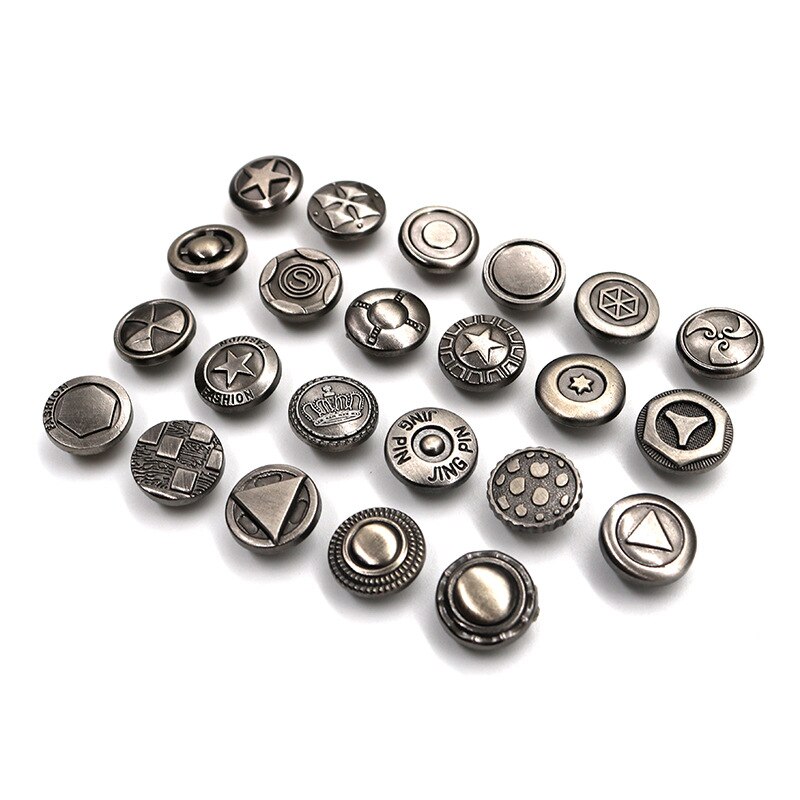 Métal mao ding kou sandales bouton d'été en cuir sandales bouton accessoires chaussons pour hommes suivi avec bouton de connexion