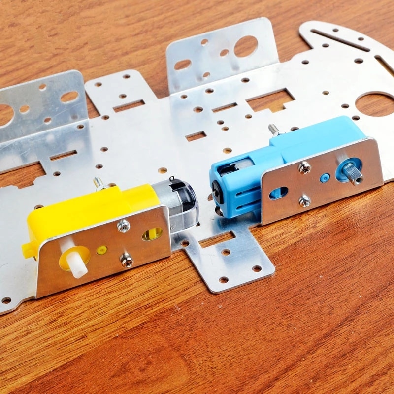 4WD Metal Panel, Intelligent Robot Car Chassis for TT Motor Wheel, 1.5mm Aluminum Alloy Frame Four Wheel Drive Bottom Plate DIY