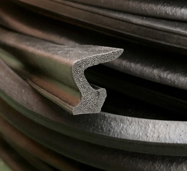 Goma Estanqueidad de Puerta 25,2x19mm Seat 1500