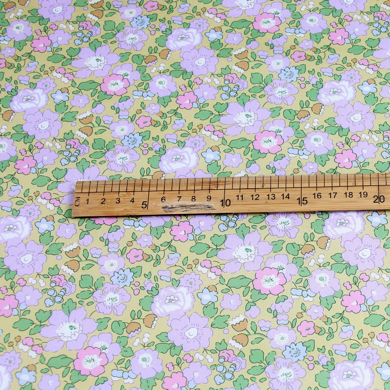 Citrongula blommor betsy ana små blommor tryck liberty tyg london liberty tana lawn bomull specialanpassat tyg för gör-det-själv