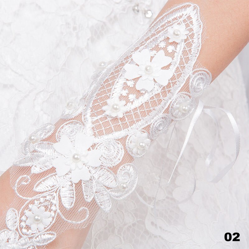 1 par hvide lange blonder brude brudehandsker fingerløs brudekjole billigt tilbehør rhinestone simuleret perle dekoreret: Stil 2