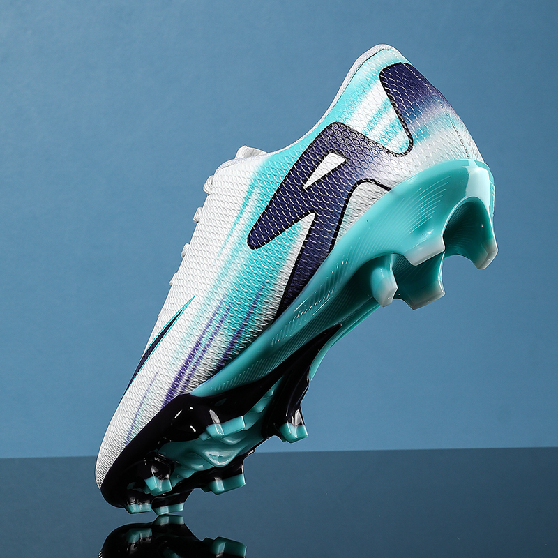 Schnelle Fußballschuhe niedrig schneiden Fußballschuhe Gesellschaft Stollen Fußballplatzstiefel Grastraining Original Professionelles Sneaker Spiel