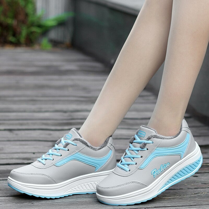 Women Flat Platform Toning Shoes Autumn Winter Ladies Walking Warm Shoes Outdoor Women Plush Swing Shoes PU Leather