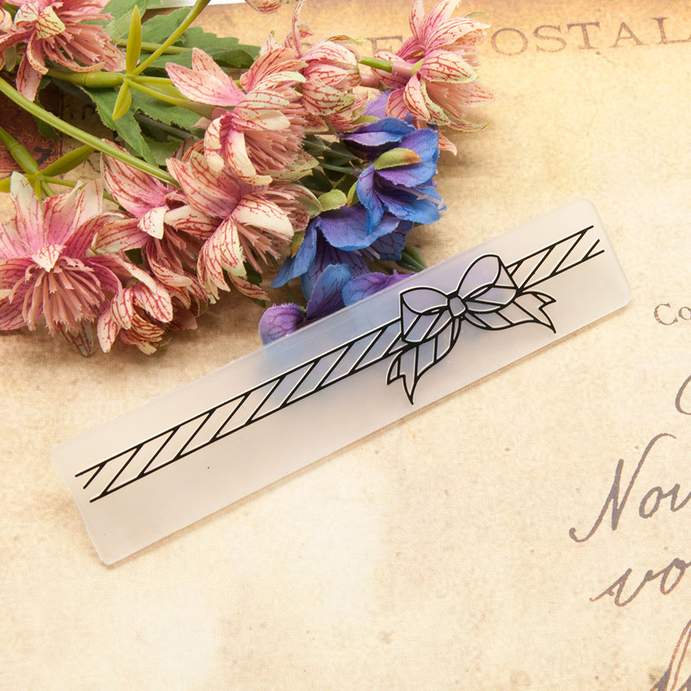 Plantilla de plástico para álbum de recortes, suministros de decoración hechos a mano para manualidades, tarjetas de álbum de fotos, 26 diseños, 15x3cm