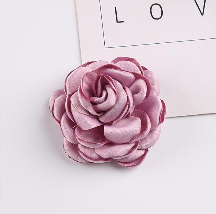 5 st 5.5cm satintyg konstgjorda blommor handgjorda diy tygblommor för bröllopsfest hantverk hem diy dekoration: Lila