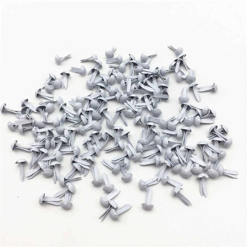 100Pcs 4.5X8Mm Ronde Mini Ijzer Brads Voor Stempelen Versiering Scrapbooking Diy Ambachten Zilver Goud Zwart Wit messing 5 Kleuren