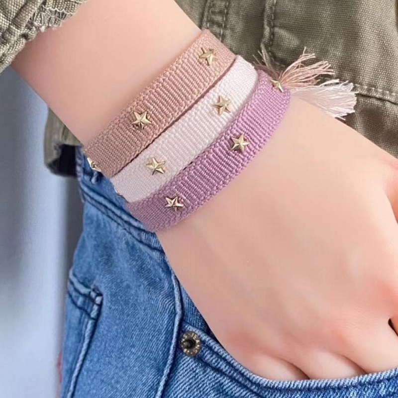 Bracciale dell'amicizia intrecciato per donne con piccole stelle Braccialetti di gioielli impilabili estivi Regali per la sorella