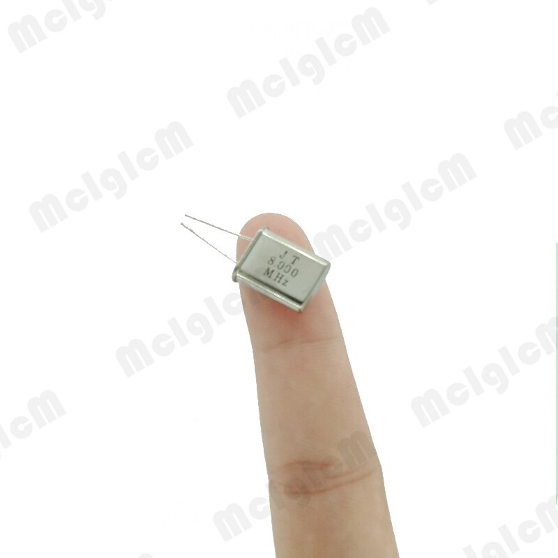 Produktbild von 2x 6,144 MHz Quarz-Resonator HC-49S – ±30 Ppm, 20 PF, THT, Von YIC