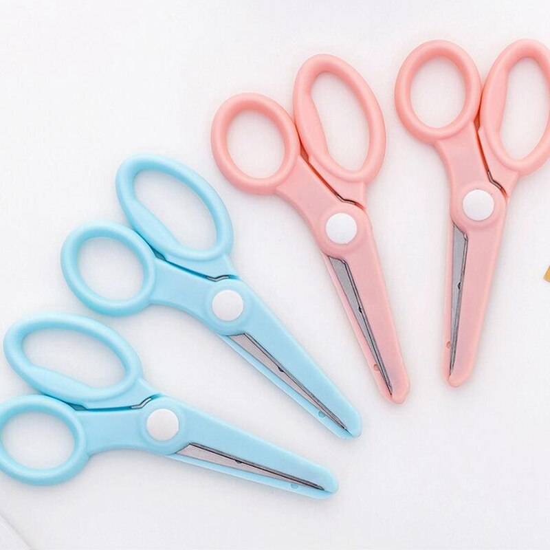 1 pc handgemaakte plastic beschermscharen voor kinderen, diy album, kantschaar, kaartfoto, patroonschaar, cartoons kantschaar