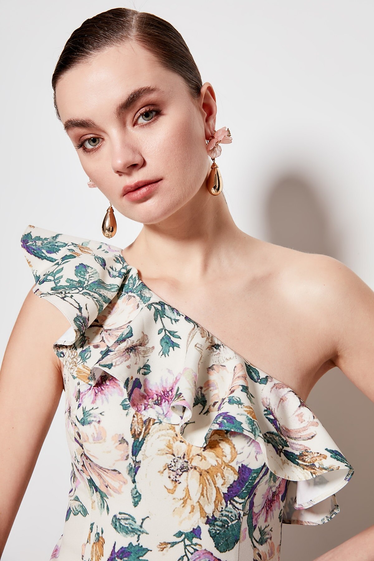 Trendyol Flower Pattern Evening Dresses & Prom Gown TPRSS20AE0024