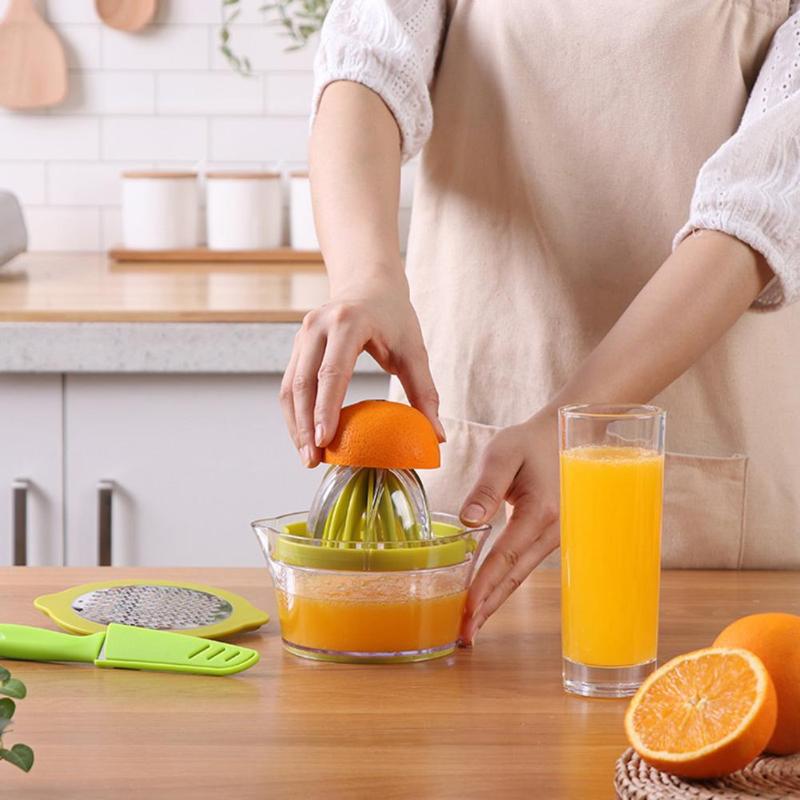 Multifunctional Lemon Squeezer Manual Hand Lemon Juicer Egg Yolk Separator Manual Citrus Press Juicer Mini Juice Tool