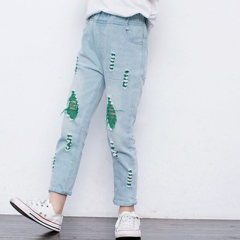 nouvelle multicolore trou petite fille jean garçon printemps et été Denim décontracté lâche revers jean enfants pantalons: Green hole / 10