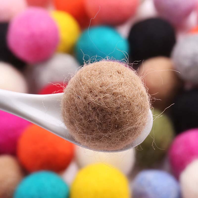 10pcs/lot Wool Felt Balls Round Wool Felt Balls DIY Home Decoration Mixed Color 20MM Pom Poms Ball Felt: color  11