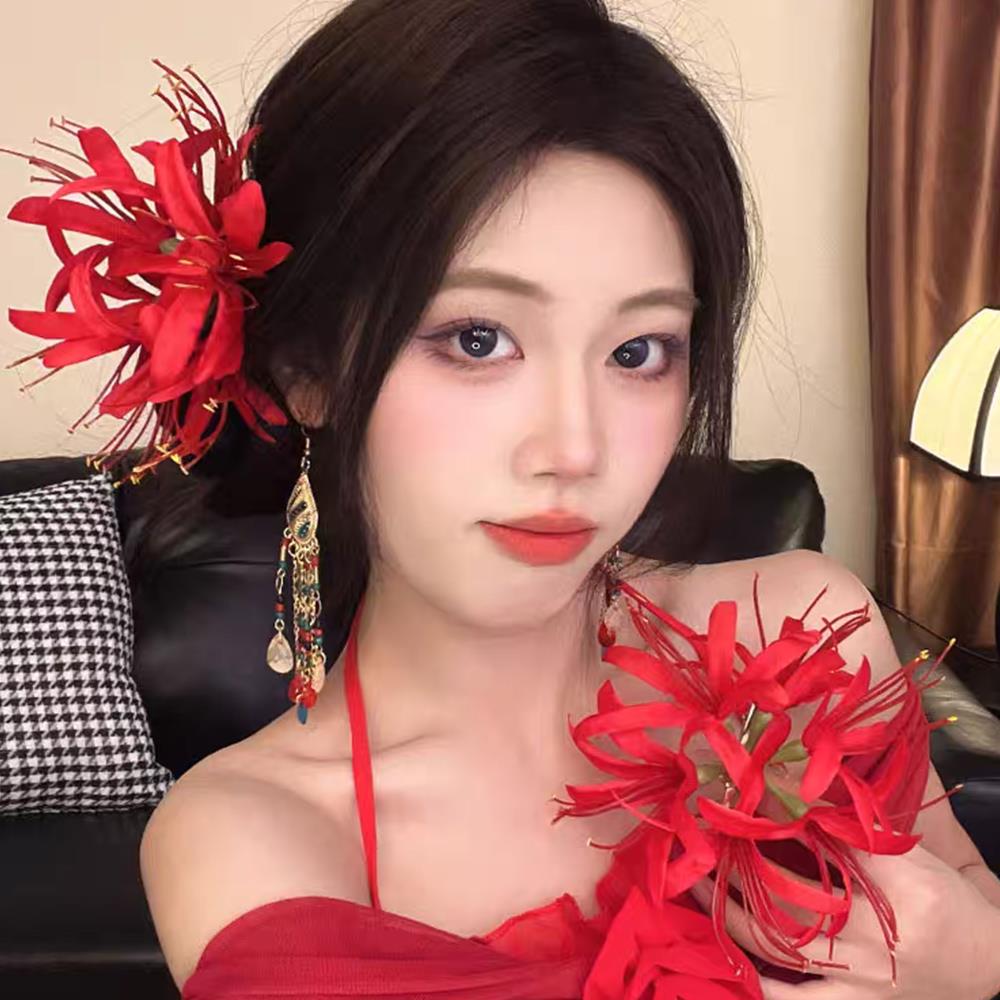 Red Spider Lily Hairpin Hair Accessories Big Flower Duckbill Clip Beach Bangs Side Clip Blue Simulation Flower Hairpins