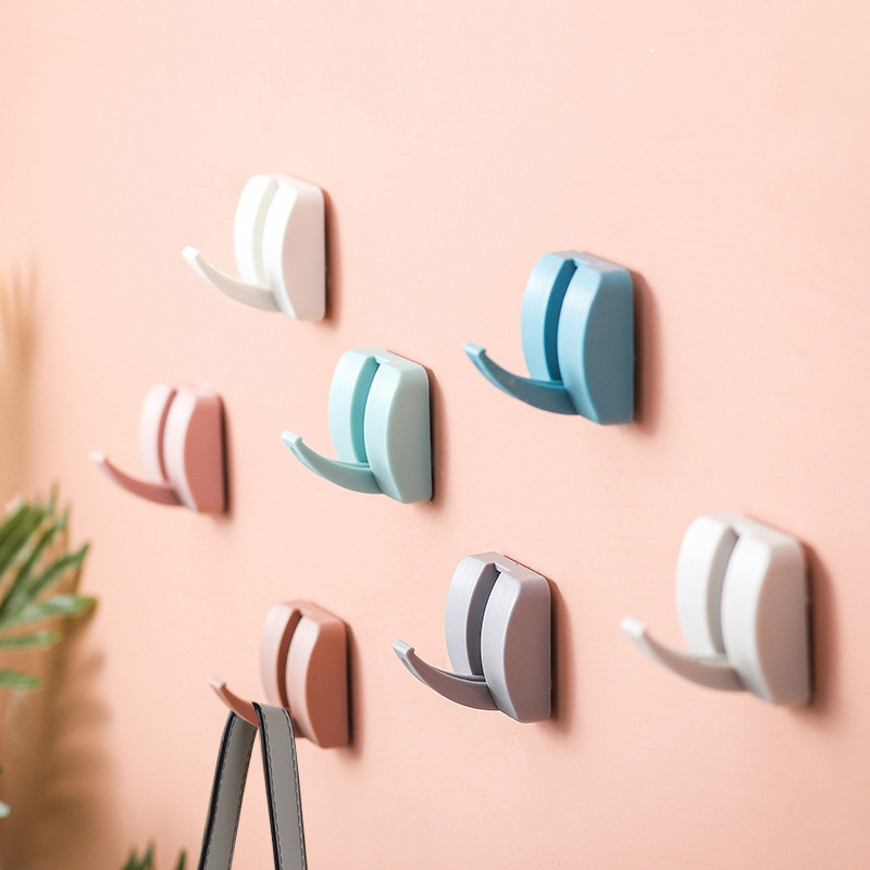 1pc Self Adhesive Hook Strong Hook Kitchen Wall Hanger Bathroom Kitchen Supplies Hooks: random color 1pcs