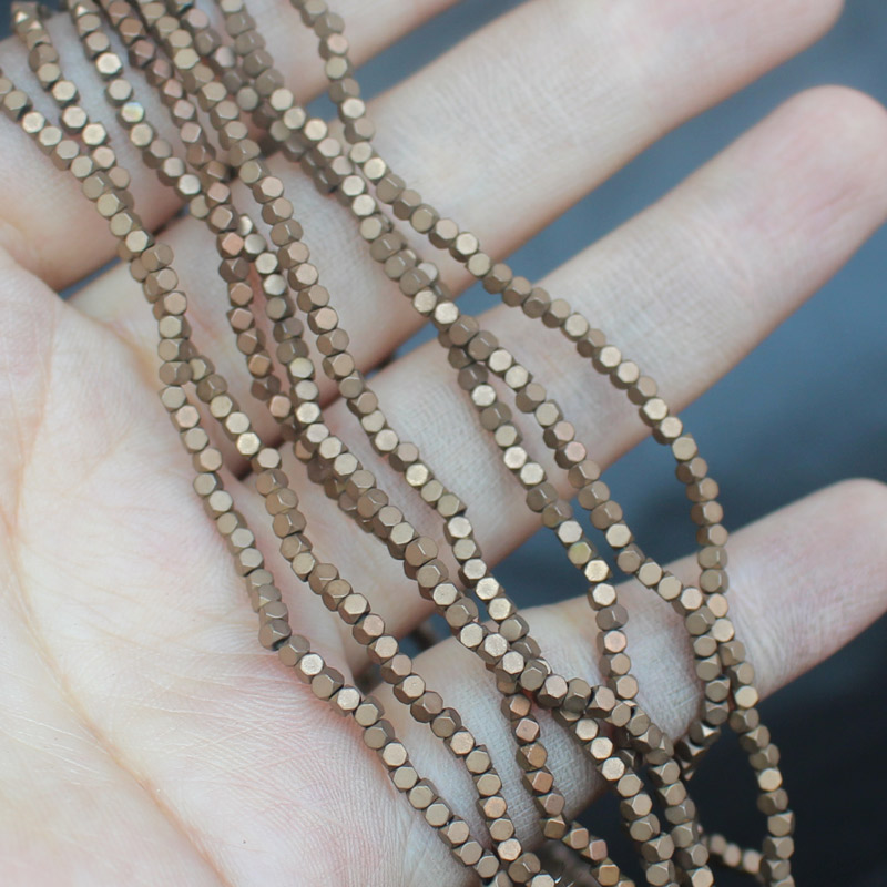 ¡Ematita natural muy brillante! Cuentas de hematita cuadradas facetadas de 15 pulgadas, para hacer joyas, pulseras y collares DIY: Naranja / 2MM