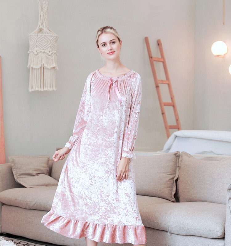 Winter Lange Mouwen Sleepdress Prinses Vrouwen Nachtjapon Enkele Fluwelen Lente Nachthemd Vierkante Strakke Kraag Nachtjapon Vrouwelijke: Tight collar / L