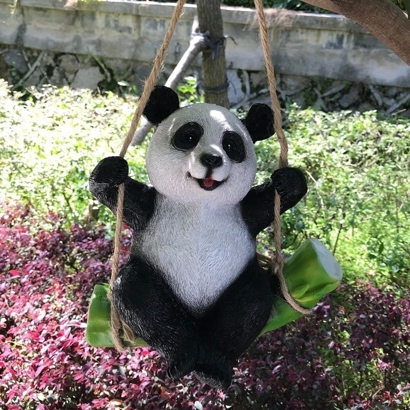 Statue de Panda en bambou noir et blanc mignon sur la balançoire créative, décoration d'extérieur pour la maison et le jardin
