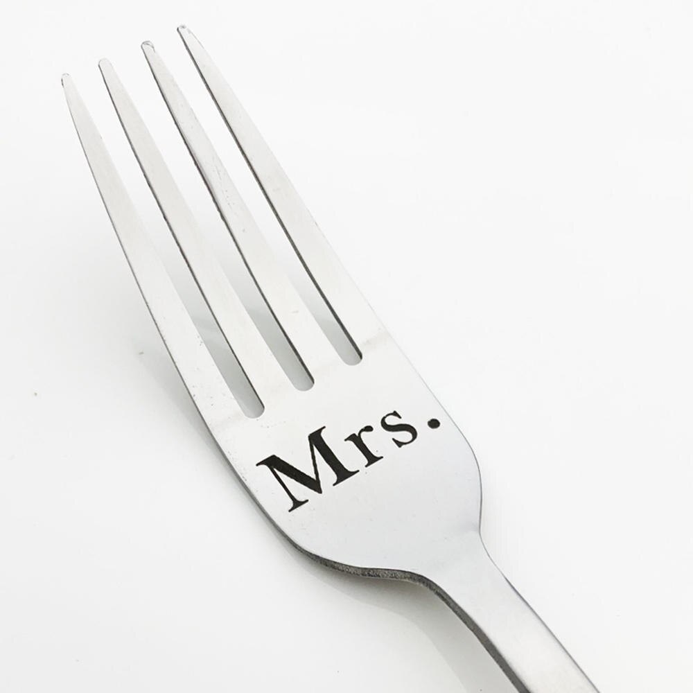 3Pcs Letter Print Forks Set Tea Cake Snack Fork Dinnerware Cutlery Mirror Stainless Tableware Dessert Fruit Fork Silverware Set: Mrs.